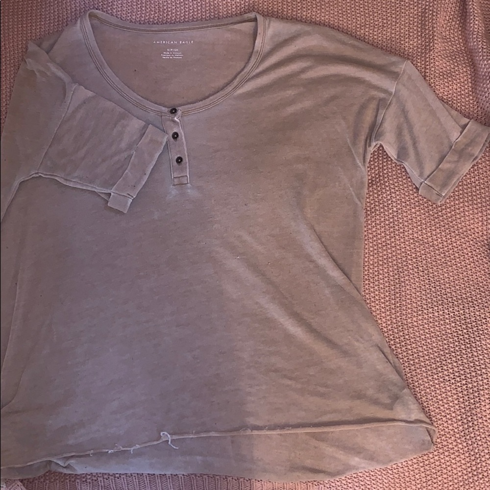 American Eagle Scoop Neck Tan Half Sleeve S
